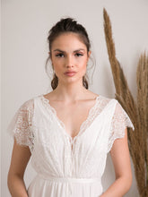 Load image into Gallery viewer, Dreamy Boho wedding dress