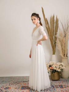 Elegant and simple long sleeves wedding dress